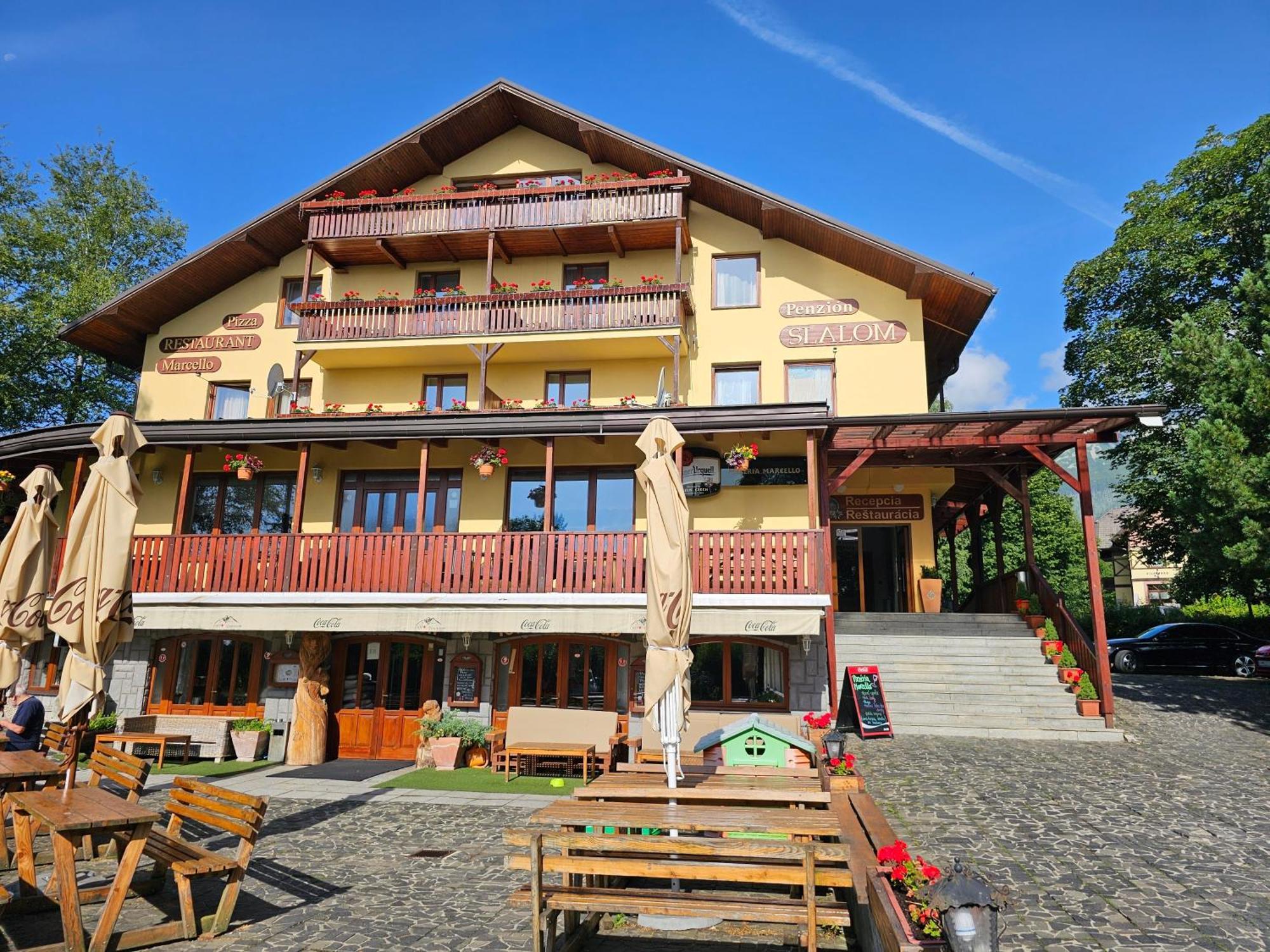 Penzion Slalom Татранска Ломница Экстерьер фото
